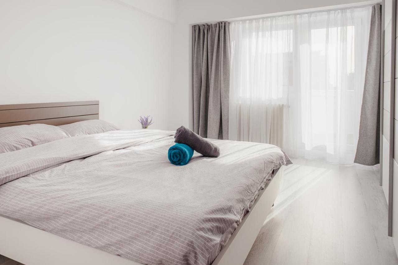 Apartament 2 Camere, Decomandat, In Zona Centrala Boekarest Buitenkant foto